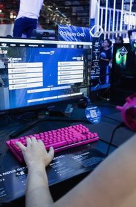 game crypto Debet