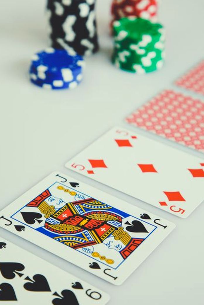 game crypto Debet